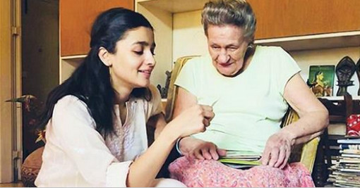 যে জায়গায় আলিয়া সবার থেকে আলাদা