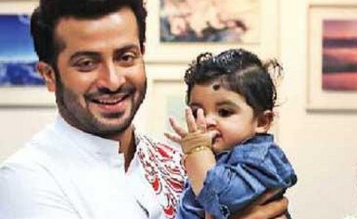 আমার ছেলে জ‌য়ের জন্য মনটা কাঁদছিল, তাই দেশে এসেছি’