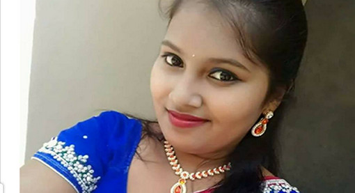 মিলনে আপনি তৃপ্তি দিতে না পারলে আপনার করণীয় কি? সহবাসের চেয়ে যে জিনিসে মেয়ে বেশি তৃপ্তি পায়।(ভিডিও সহ)