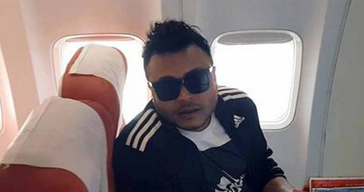 ৩৩ হাজার ফুট ওপরে সাক্ষাৎকার দিলেন মিশু সাব্বির
