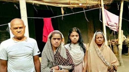 মায়ের ক্যান্সার, বাবার প্যারালাইসিস, দিশেহারা ৮ম শ্রেণির ছাত্রী