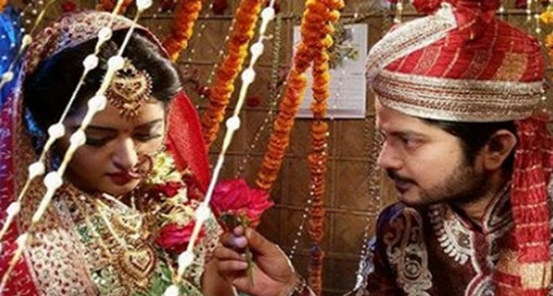 প্রত্যেক ছেলের জানা দরকার, বাসর রাতে স্ত্রীর সাথে যে ১০ টি কাজ করতেই হবে !!