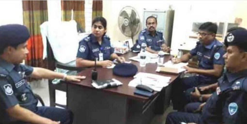 স্কুল কিংবা কলেজ পড়ুয়ারা সন্ধ্যার পর অভিভাবক ছাড়া বাইরে থাকলে গ্রেফতার! শেয়ার করে সচেতন করুন।।