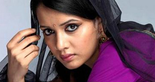 দুলাভাই আমি অসুস্থ্য আর পারছি না প্লিজ এবার ছেড়ে দিন…. কি করে অত্যাচার করলো ছোট শালীর উপরে দেখুন ভিডিও সহ...