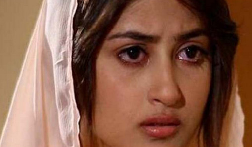 সৌদি আরবে সকালে বাবা রাতে ছেলে যে ভাবে গৃহকর্মীদের দেহভোগ করে ভিডিওসহ দেখুন!