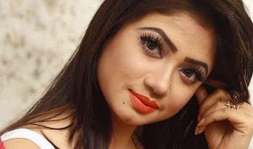 আর ফেরা হবে না নায়িকা আঁচলের!