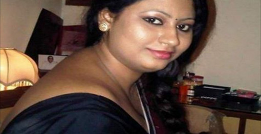 পুরুষেরা যে ৭টি কারণে বয়সে বড় মহিলাদের প্রতি বেশি আকৃষ্ট হন