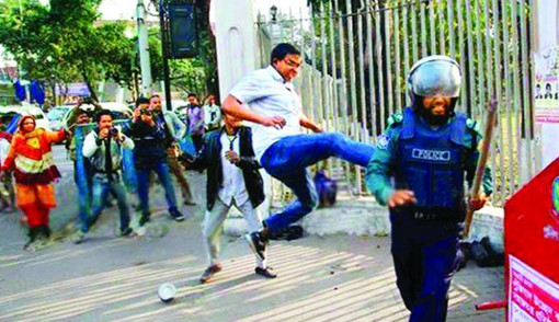অবশেষে জানা গেলো হামলাকারীদের একজন যুবদল নেতা দুলু
