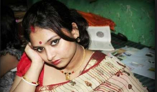 মিলনের সময় কি ভাবে ও কি মেখে গোপনাঙ্গ ঢুকালে মেয়েরা অনেক বেশি তৃপ্তি পায় – বিস্তারিত জানতে দেখুন (ভিডিও সহ)