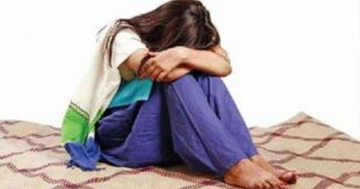 আপু রাতে ও ঠিকমতো আমাকে মজা দিতে পারেনা…