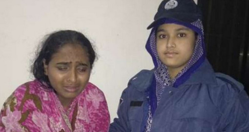 ভয়ংকর পেশায় জড়িত এই লাভলী! জানলে আপনি অ অবাক হবেন...