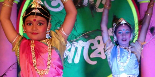 বাংলাদেশী স্কুল পড়ুয়া মেয়ের অসাধারন নাচ যেন বলিউড নায়িকাদেরও হার মানাবে! (ভিডিও)