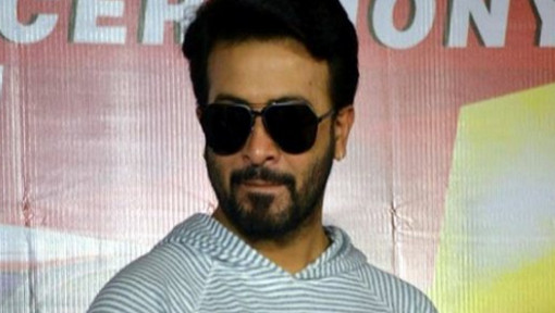 আমি কী চোর নাকি সন্ত্রাসী : শাকিব খান