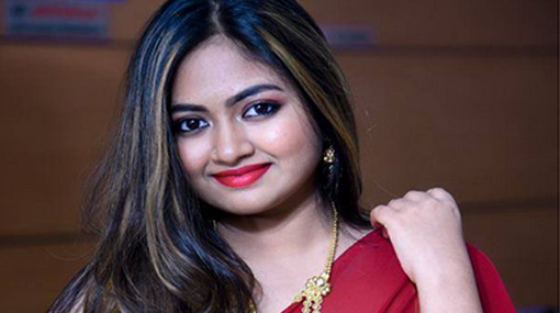 প্রথম মিলনে কিভাবে পুরুষাঙ্গ ঢুকাবেন স্ত্রীর গোপন স্থানে ? ভিডিও দেখে শিখে নিন