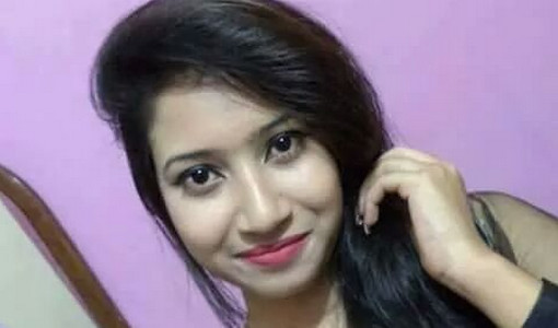 স্বামী পারে না; তাই নিজের যৌবনের চাহিদা মেটাতে মেয়েটা যা করলো দেখুন! (ভিডিওসহ)