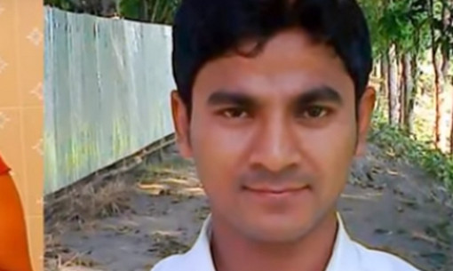 মামা প্রবাসে থাকে সেই সুযোগে সুন্দরী মামীকে ৬ মাসের গর্ভবতী করল ছেলের বয়সী ভাগিনা !! গ্রাম জুড়ে হৈ চৈ(ভিডিও সহ)