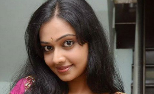 প্রথমে রাজি না থাকলেও মেয়েটিকে এই ২০টকার ট্যাবলেট খাওয়ালে ২মিনেটের মধ্যে মিলনের জন্য পাগল হয়ে যায়,দেখুন ভিডিওতে
