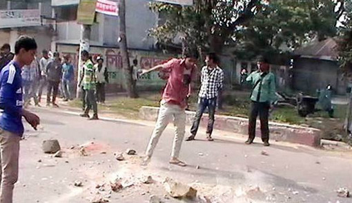 টাঙ্গাইলের গোপালপুরে পুলিশ-বিএনপি সংঘর্ষ; পুলিশসহ আহত ৮