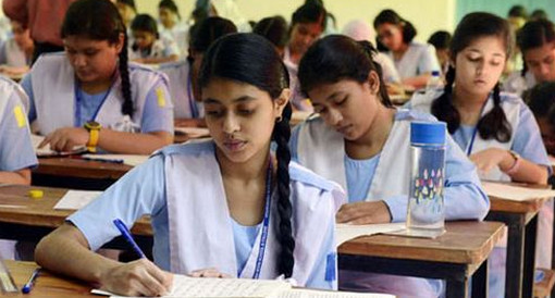 প্রশ্নপত্র ফাঁস ঠেকাতে গতি কমছে ইন্টারনেটের