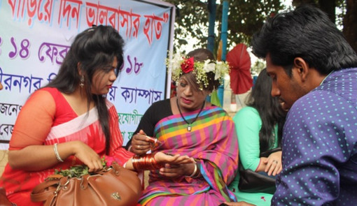 ‘সবাইকে দেখিয়ে দিতে চাই আমরা পিছিয়ে পড়া না’