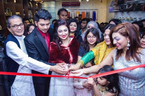 ফ্যাশন হাউসের ব্র্যান্ড অ্যাম্বাসেডর হলেন অপু বিশ্বাস