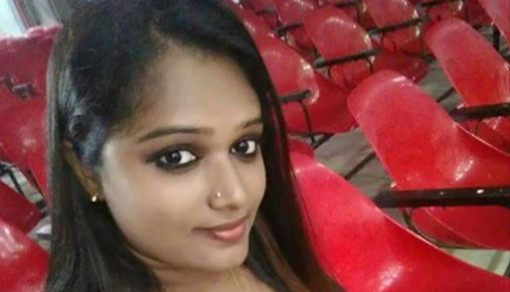 পুরুষাঙ্গের স্বাভাবিক মাপ কত হওয়া উচিত? কত ইঞ্চি হলে বউকে পর্যাপ্ত সুখ দেয়া যায় ? ছেলেরা অবশ্যই পড়ুন