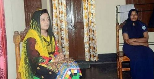 আলোচিত সেই যুবলীগ নেতার স্ত্রী লিমার পাহারায় মহিলা পুলিশ!