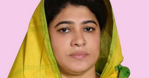 উপজেলা চেয়ারম্যান সাবিরা নাজমুল যশোর বিমানবন্দরে গ্রেফতার
