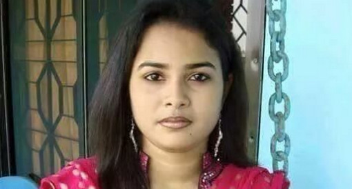 পুরুষরা বড় স্তন এর মেয়েদের প্রতি কেন আকৃষ্ট হোন জানলে অবাক হবেন ( দেখুন ভিডিও সহ)