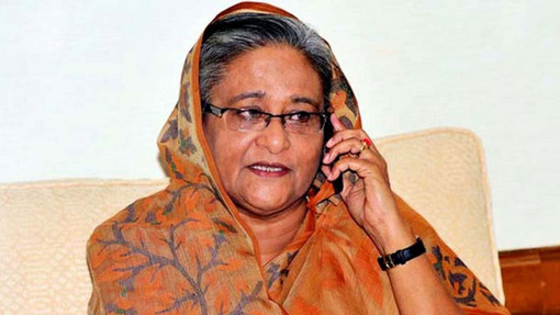 চুপি চুপি ২০ লাখ মাকে মোবাইল ফোন কিনে দিলেন প্রধানমন্ত্রী!