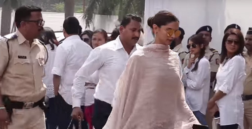 শ্রীদেবির শেষকৃত্য অনুষ্ঠানে দিপিকার আচরন দেখে হতবাক হয়ে গেলো সবাই – ভিডিওতে দেখুন