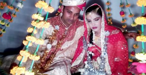 মেয়ের বয়স কম হওয়ায় বাসর ঘরে যাবার আগে স্বামীকে যা বললেন