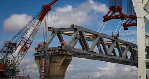 পদ্মা সেতুতে তৃতীয় স্প্যান বসানোর প্রক্রিয়া শুরু