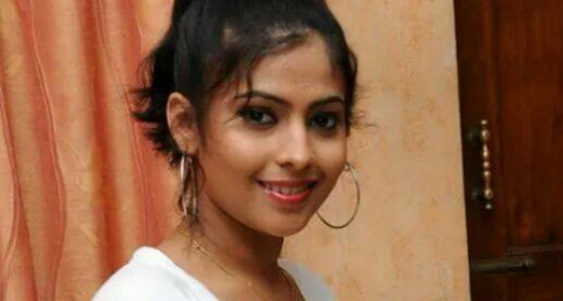 পুরুষাঙ্গ ঢুকানোর সময় স্ত্রী ব্যাথা পেলে কি করবেন? গোপনাঙ্গতে কিভাবে পানি... (দেখুন ভিডিও সহ)