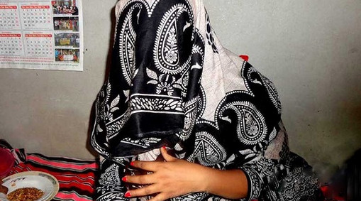 স্বামী ঢাকায়, নারী ডাক্তারের বাসায় একান্তে কৃষি বিশ্ববিদ্যালয়ের শিক্ষক! অতঃপর..