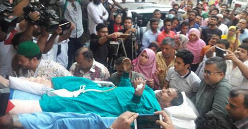নেপাল ট্র্যাজেডিঃ ডান পা হারাচ্ছে মৃত্যুর মিছিল থেকে ফিরে আসা কবির