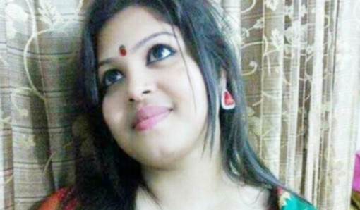 শুধু বিবাহিত যারা তাদের জন্য, হালকা গতিতে মিলন করুন। এ পোস্ট দয়া করে অবিবাহিতরা পড়বেন না