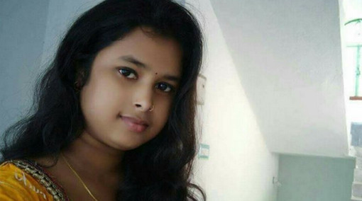 প্রশ্নঃ প্রত্যেকবার সহবাস করার পর প্রমিজ করি আর করবোনা কিন্তু সুযোগ পেলে…এখন আমি কি করে সি অভ্যাস ত্যাগ... (বিস্তারিত ভিডিও সহ)