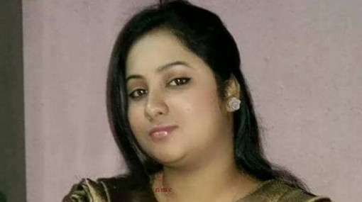 লজ্জা নয় জানতে হবে! স্বামী যদি স্ত্রীকে মিলনে তৃপ্তি প্রদানে অক্ষম হয়, স্ত্রীর তাহলে কী করা উচিত?(ভিডিও সহ)