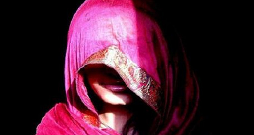 রাজশাহীতে মোবাইল ফোনে কিশোরীর সাথে প্রেম! নাটোরে অপহরণ, অতঃপর..