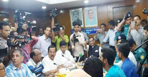 এইমাত্র পাওয়াঃওবায়দুল কাদেরের সঙ্গে বৈঠকে আন্দোলনকারীরা