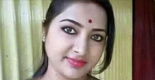 প্রশ্নঃ- ফারজানা, বয়স ২২। সেদিন রাতে আমি করতে চাইনি, আবার নিজেকে কন্ট্রোলও করতে পারিনি, বাসর রাতে আমার স্বামী বুঝে ফেলে…কি করে…