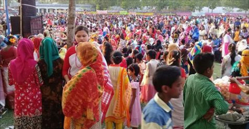 মসজিদে হুজুরের কান্না, বন্ধ হয়ে গেলো বৈশাখী মেলা!