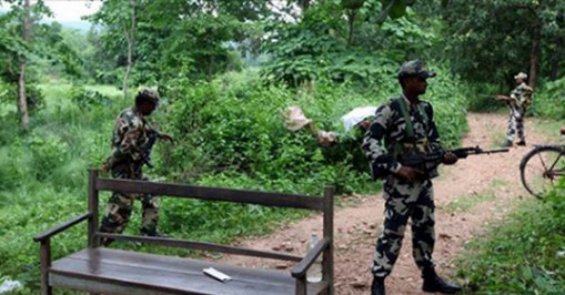 ভারতে বন্দুক যুদ্ধে ১৪ মাওবাদী নিহত