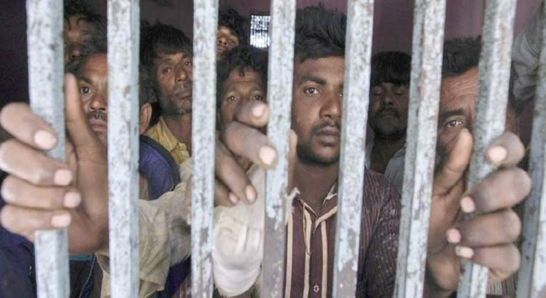 আরব আমিরাতের কারাগারে এক হাজার বাংলাদেশি