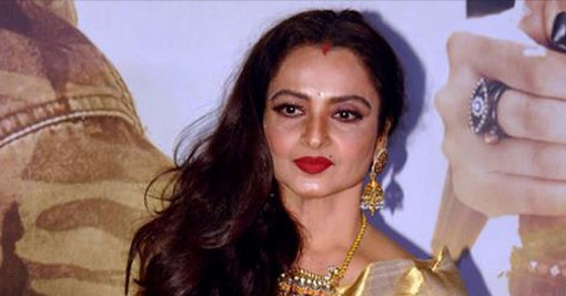 অমিতাভের খালি জায়গা পূরণ করলেন রেখা!