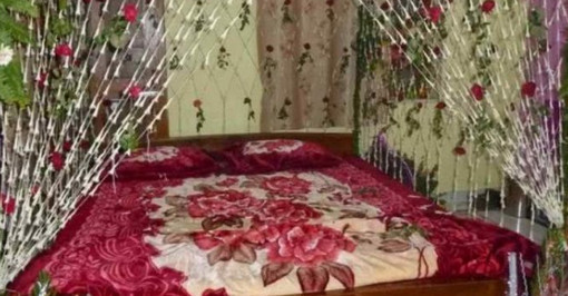 ‘মেয়ের বয়স কম হওয়ায় বাসর ঘরে যাবার আগে স্বামীকে যা বললেন মেয়ের মা’
