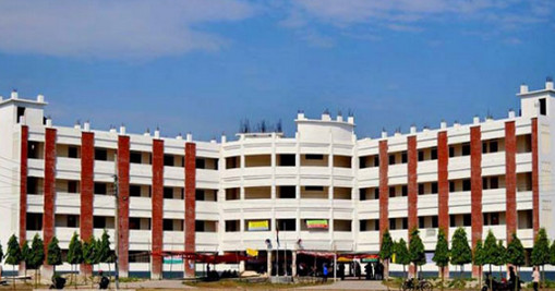 বিশ্ববিদ্যালয় অফিস কক্ষে অবৈধ মালামাল
