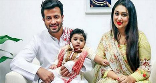 ব্রেকিং : প্রাক্তন স্বামীর হাত ধরেই ফিরছেন অপু বিশ্বাস
