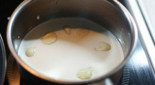 একসঙ্গে দুধ ও রসুন খেলে কী হয়?